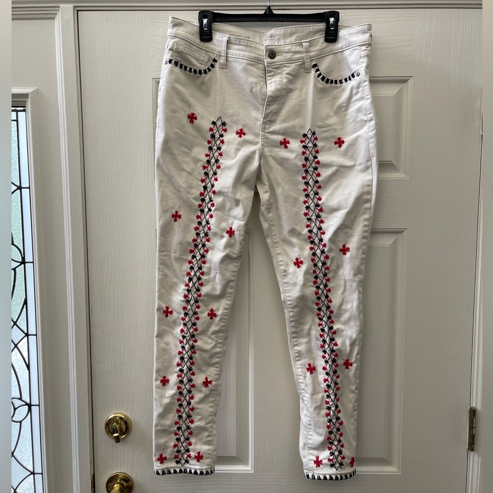 St. John's Bay Cream Embroidered Skinny Jeans